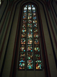 Die berühmten Bleiglasfenster der St. Marienkirche in Frankfurt (Oder). ©Markus Borgmann